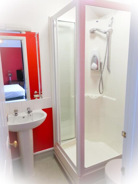 Rosemead Guest House Claygate Номер фото